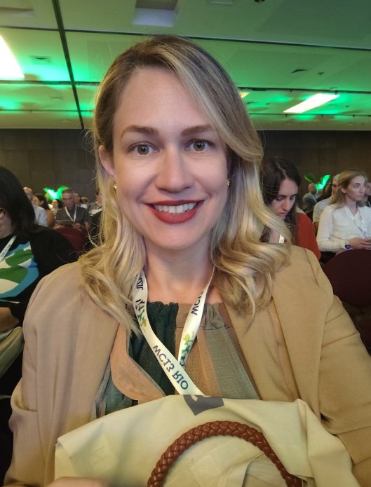 Profª. Drª. Monielle Sant´Ana Leal