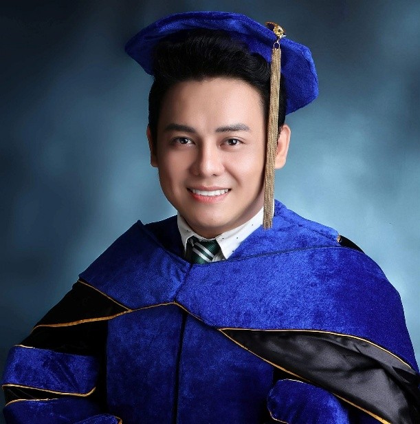 Von Lizares Sarino, PhD